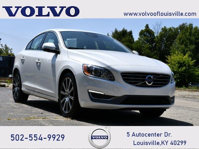 2017 Volvo S60 Inscription Platinum