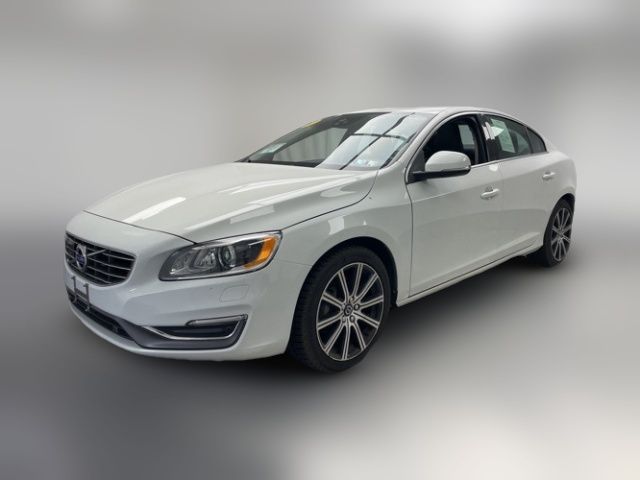 2017 Volvo S60 Inscription Platinum