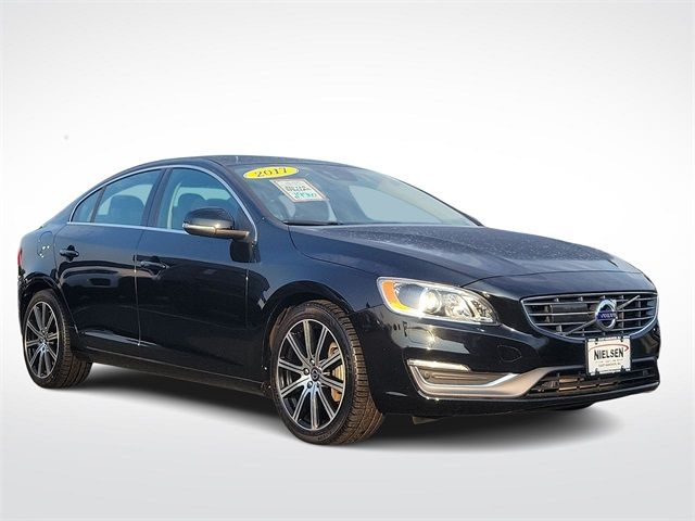 2017 Volvo S60 Inscription Platinum