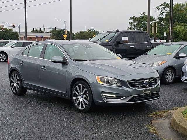 2017 Volvo S60 Inscription Platinum