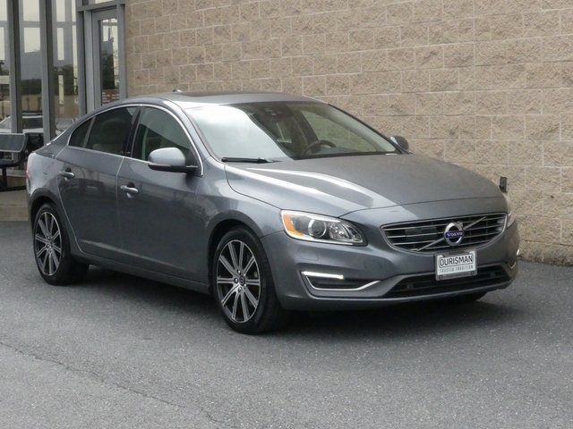 2017 Volvo S60 Inscription Platinum