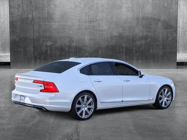2017 Volvo S90 Inscription