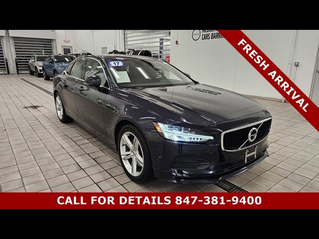 2017 Volvo S90 Momentum