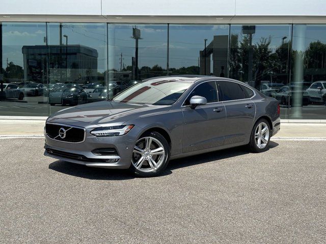 2017 Volvo S90 Momentum