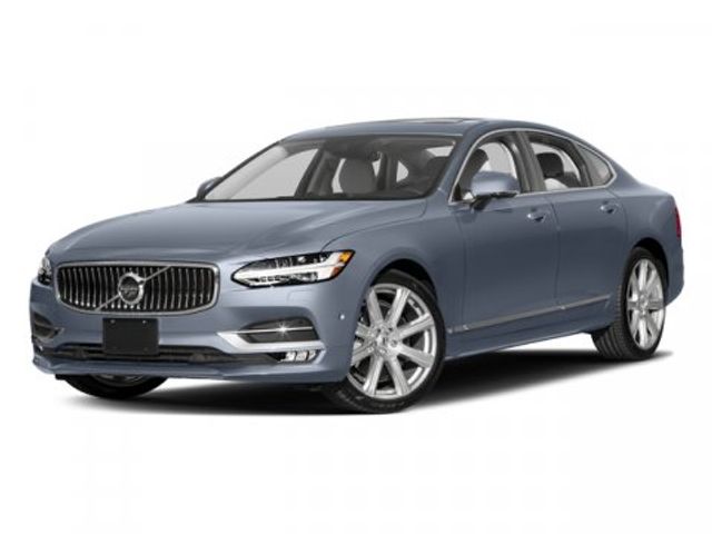 2017 Volvo S90 Momentum