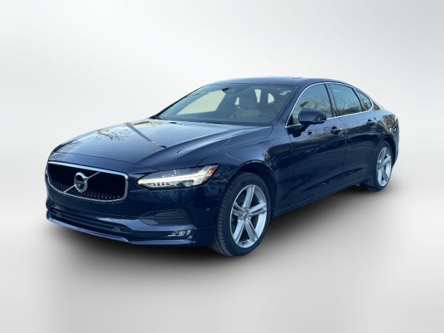 2017 Volvo S90 Momentum