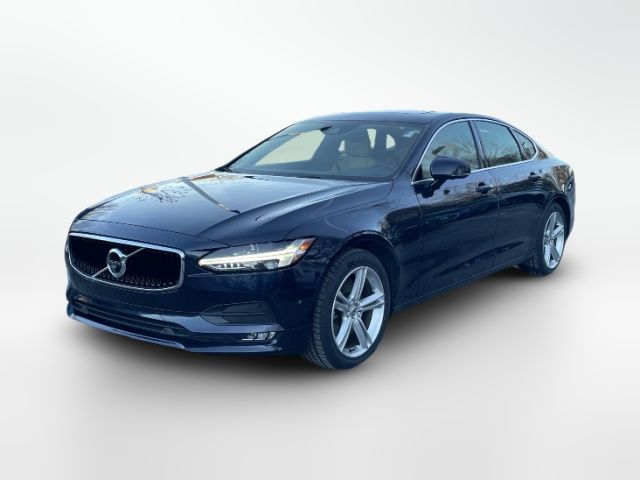 2017 Volvo S90 Momentum