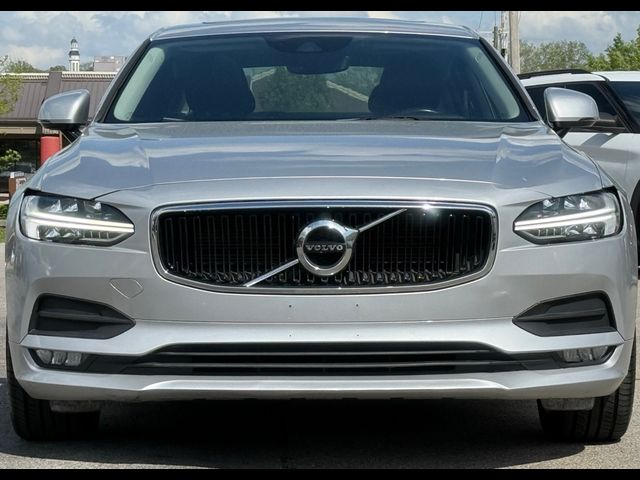 2017 Volvo S90 Momentum