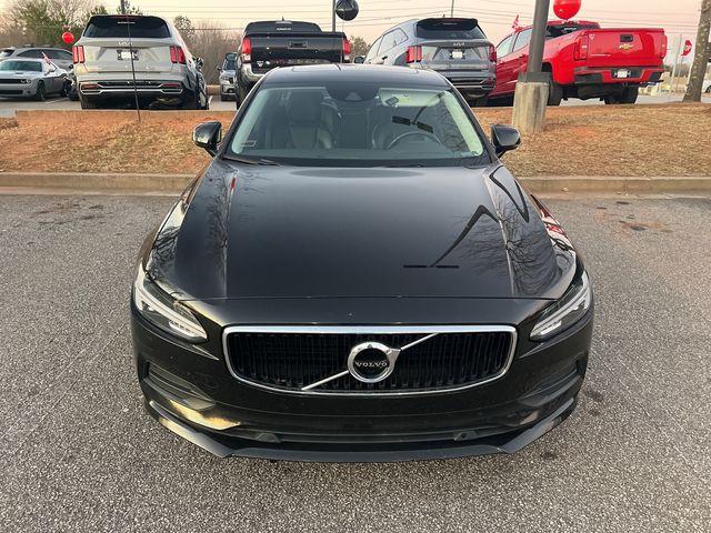 2017 Volvo S90 Momentum