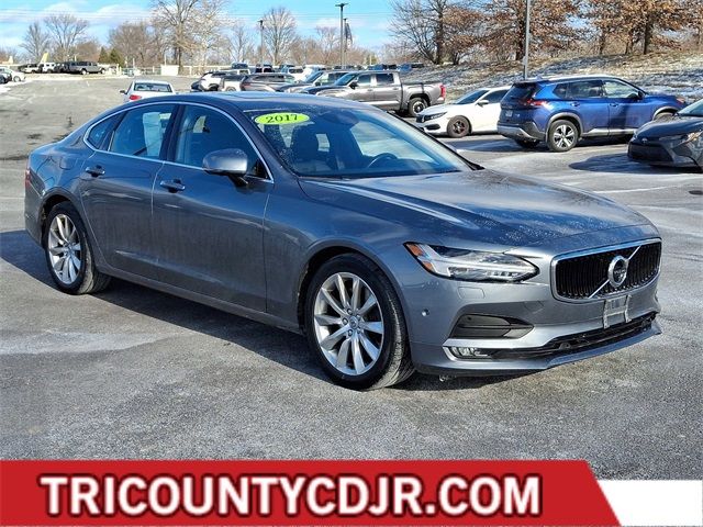 2017 Volvo S90 Momentum