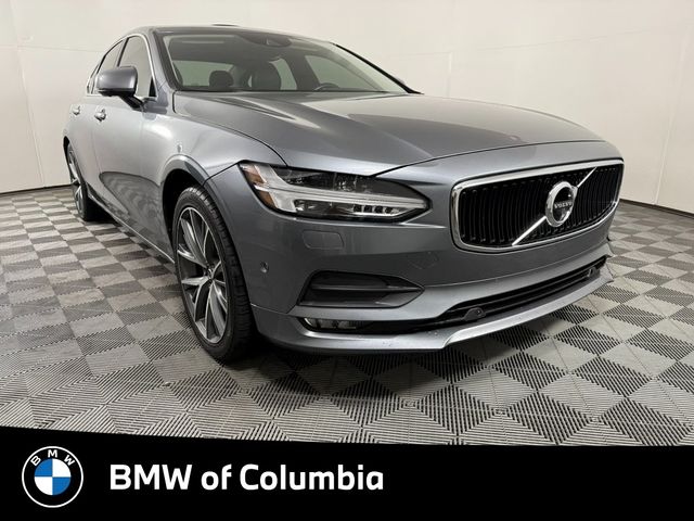 2017 Volvo S90 Momentum