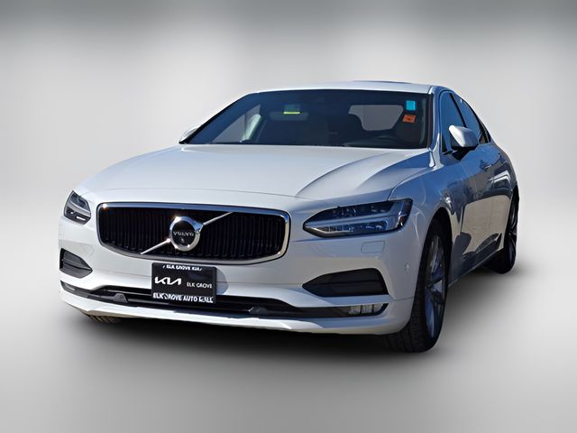 2017 Volvo S90 Momentum