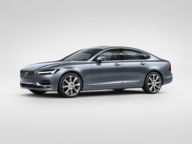 2017 Volvo S90 Momentum