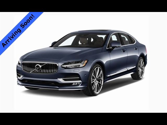 2017 Volvo S90 Momentum