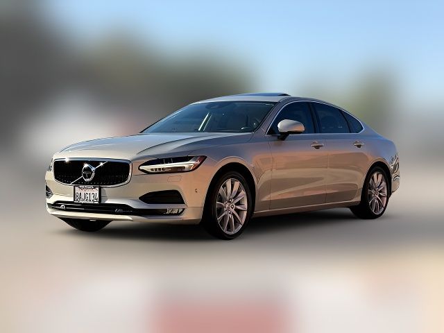 2017 Volvo S90 Momentum