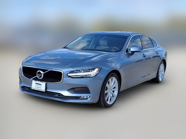 2017 Volvo S90 Momentum