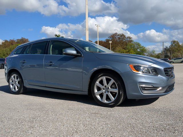 2017 Volvo V60 Platinum