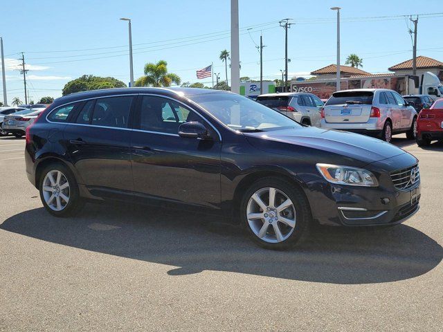 2017 Volvo V60 Premier