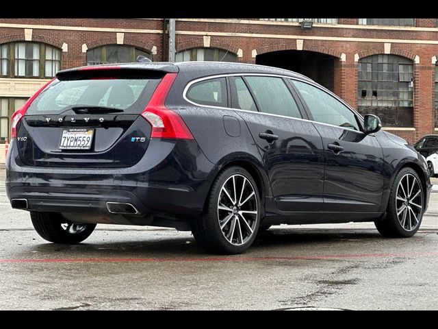 2017 Volvo V60 Platinum