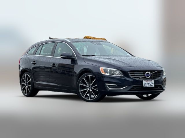 2017 Volvo V60 Platinum