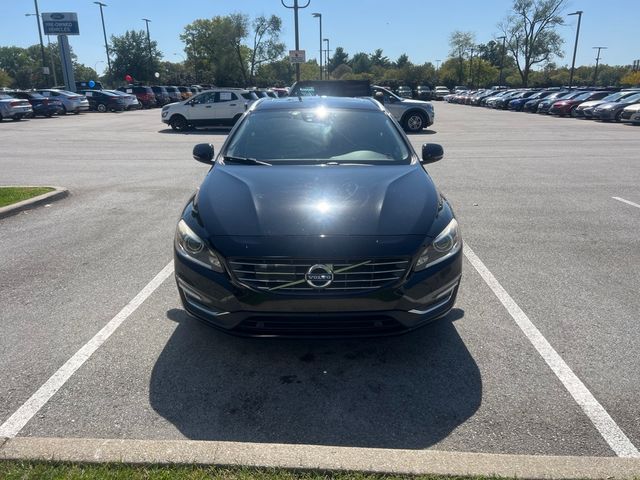 2017 Volvo V60 Platinum