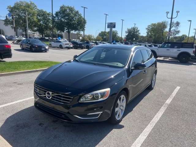 2017 Volvo V60 Platinum