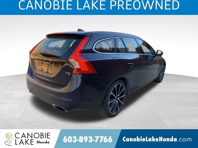 2017 Volvo V60 Premier