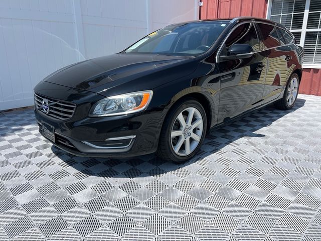 2017 Volvo V60 Premier