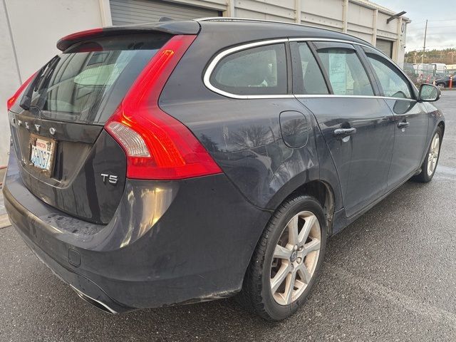 2017 Volvo V60 Premier