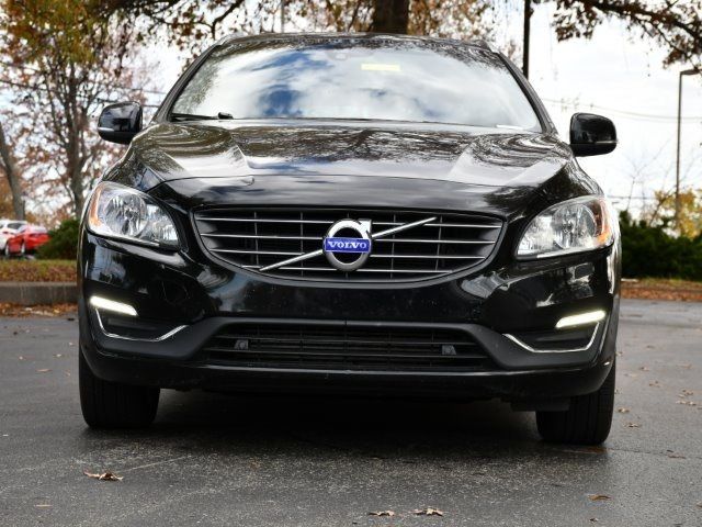 2017 Volvo V60 Premier