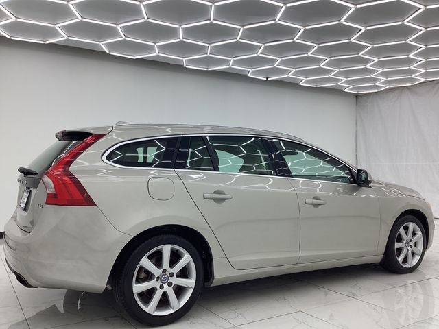 2017 Volvo V60 Premier