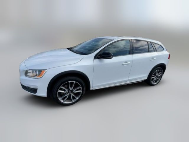 2017 Volvo V60 Cross Country Base