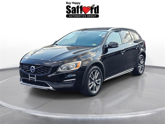 2017 Volvo V60 Cross Country Base