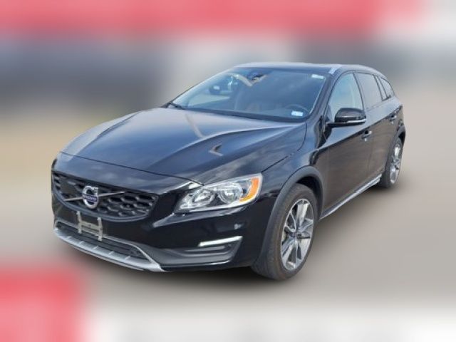 2017 Volvo V60 Cross Country Base