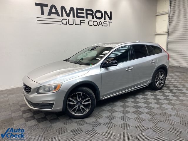 2017 Volvo V60 Cross Country Base