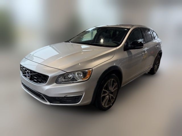 2017 Volvo V60 Cross Country Base