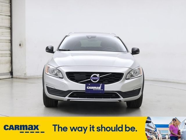 2017 Volvo V60 Cross Country Base