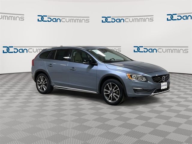 2017 Volvo V60 Cross Country Base