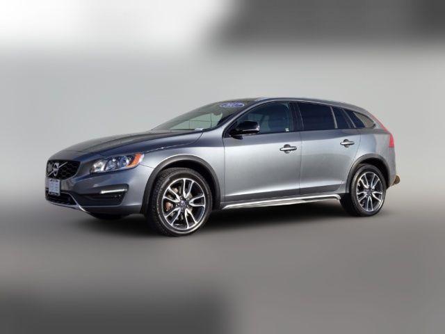 2017 Volvo V60 Cross Country Base