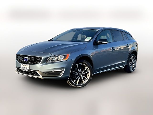 2017 Volvo V60 Cross Country Base