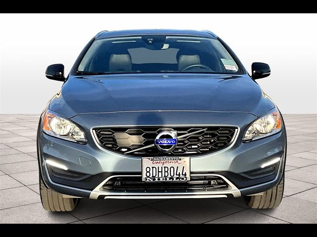 2017 Volvo V60 Cross Country Base