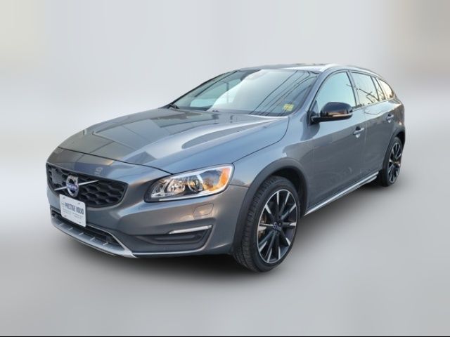 2017 Volvo V60 Cross Country Platinum