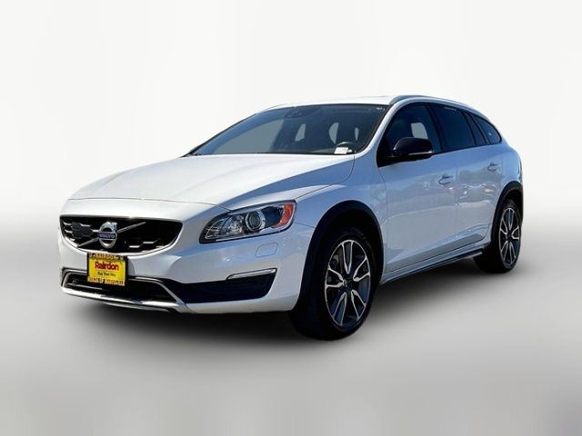 2017 Volvo V60 Cross Country Platinum