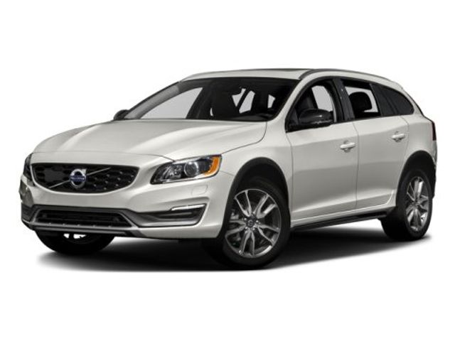 2017 Volvo V60 Cross Country Base