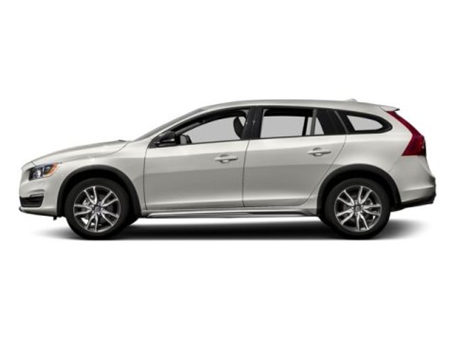 2017 Volvo V60 Cross Country Base