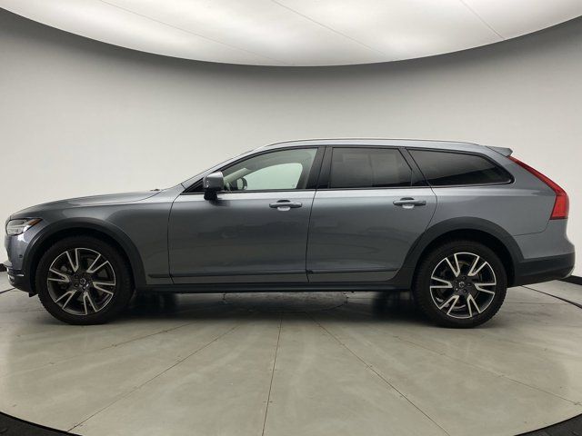 2017 Volvo V90 Cross Country Base