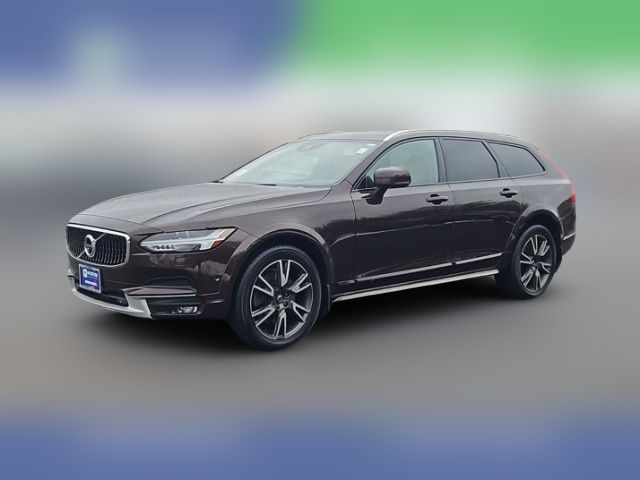 2017 Volvo V90 Cross Country Base