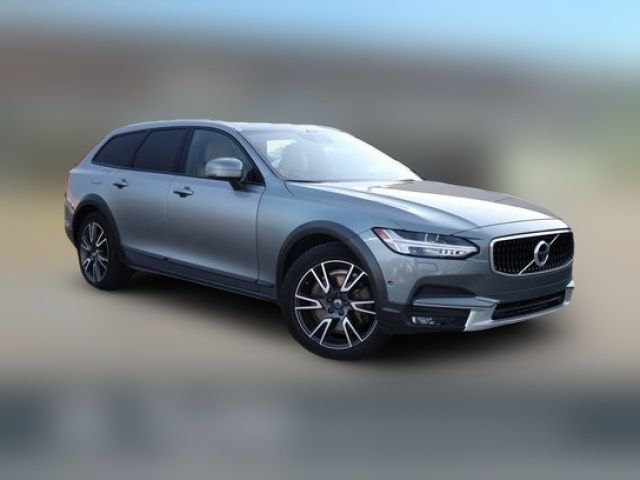 2017 Volvo V90 Cross Country Base