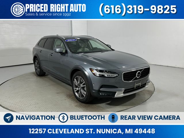 2017 Volvo V90 Cross Country Base