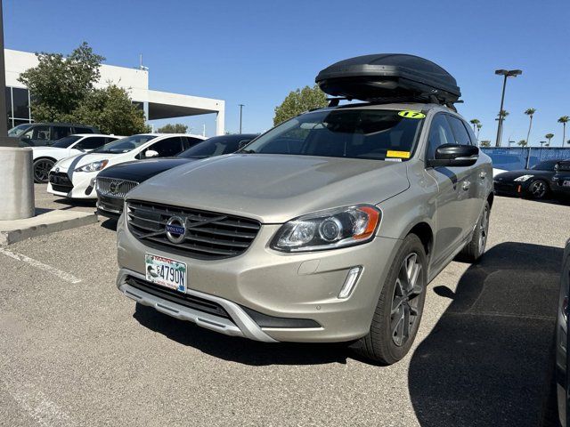 2017 Volvo XC60 Dynamic